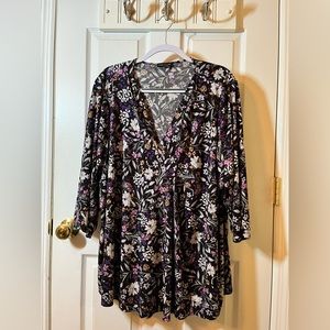 Lane Bryant 26/28 Double V-Neck, 3/4 Sleeve Black Floral Blouse Plus Size